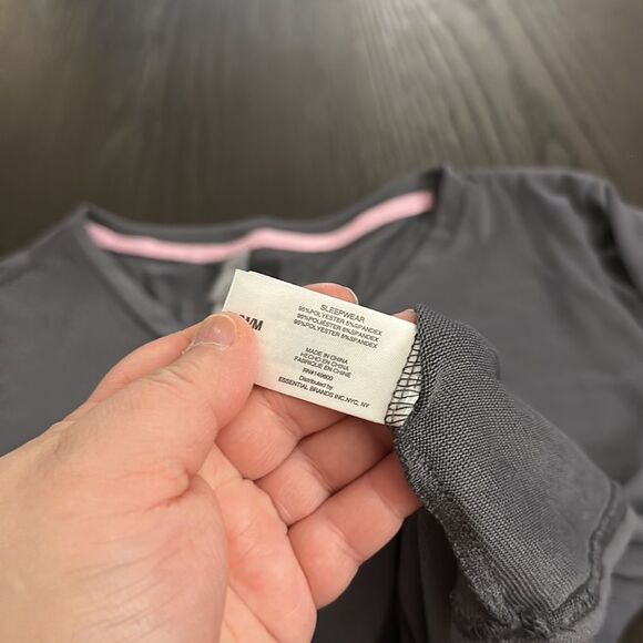 Pj Couture Gray Long Sleeve Pajama Top - Picture 6 of 9